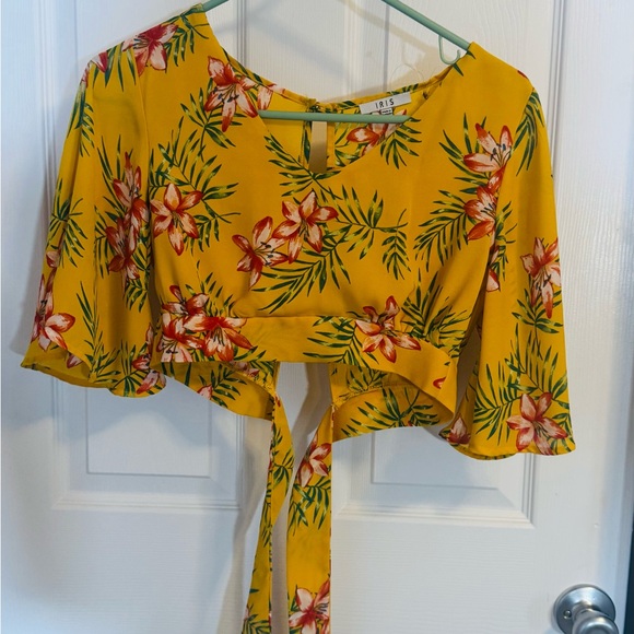 Floral Yellow Tie-Back Top - Picture 3 of 5